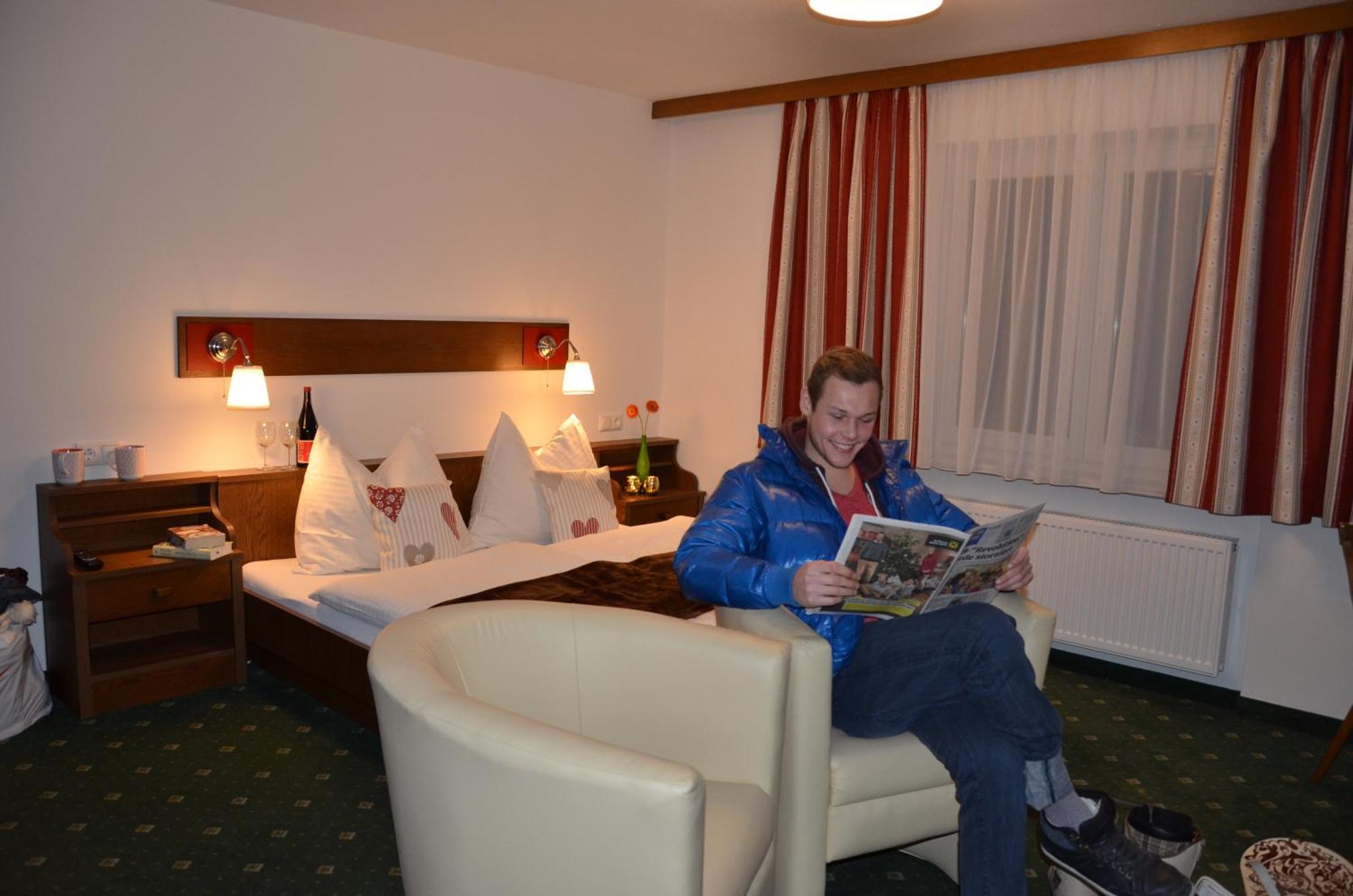 Haus Bergland Hotell Fieberbrunn Exteriör bild
